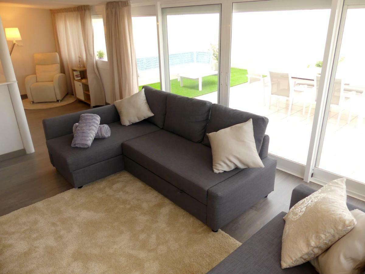 Duplex La Carihuela 1ª Linea De Playa Apartamento Costa Del Sol 托雷莫利诺斯 外观 照片