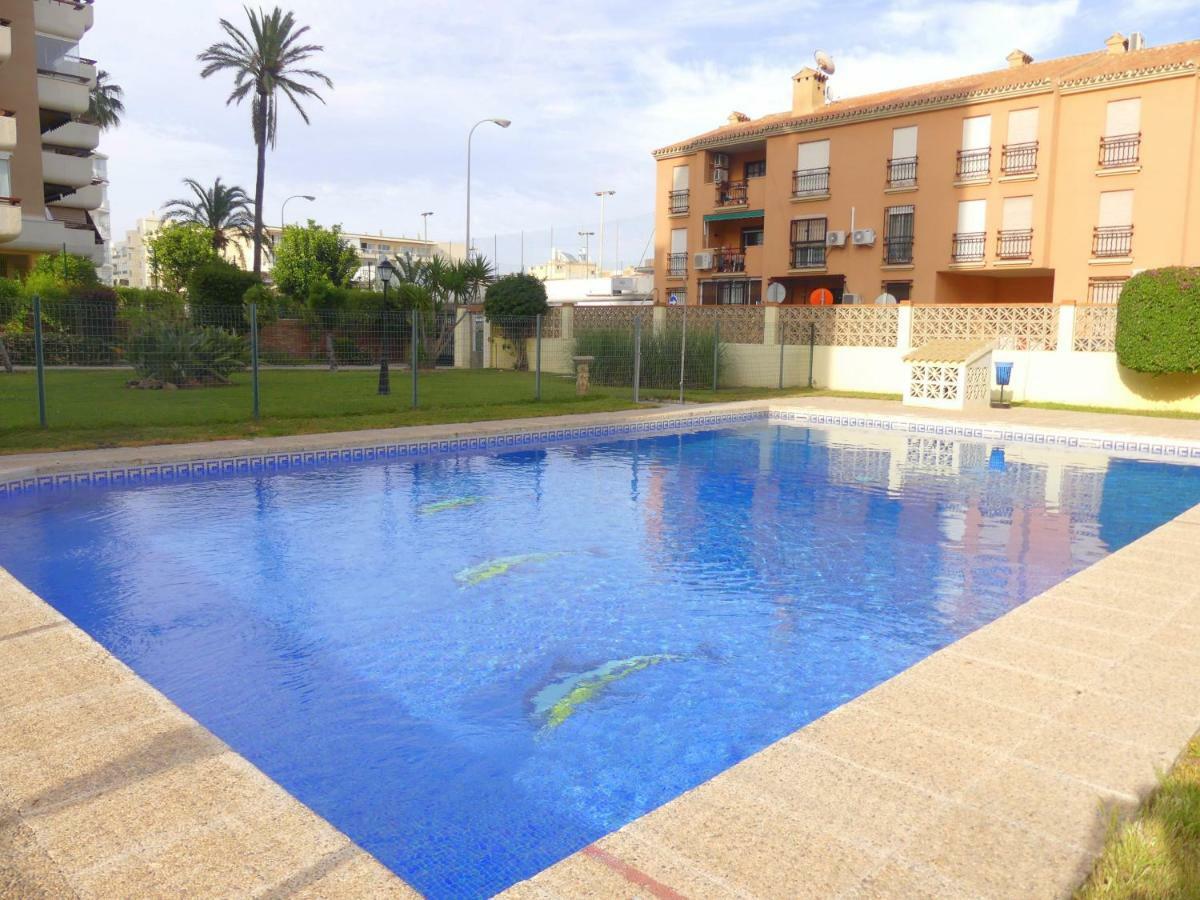 Duplex La Carihuela 1ª Linea De Playa Apartamento Costa Del Sol 托雷莫利诺斯 外观 照片